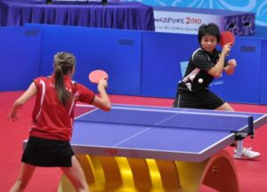 Cách phá lối chơi cắt bóng phòng thủ