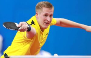 Như thế nào là một cú đánh topspin chuẩn